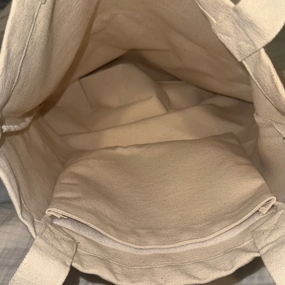 Beige Canvas Tote with Pigeon Print - Picture 4 of 5